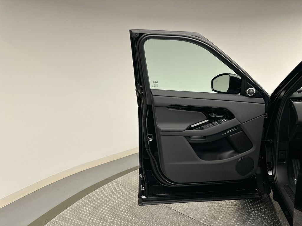 2026 Land Rover Range Rover Evoque S 9
