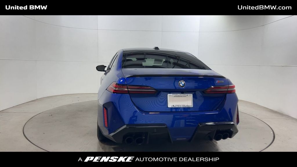 Thumbnail: 2025 BMW M5 - 7