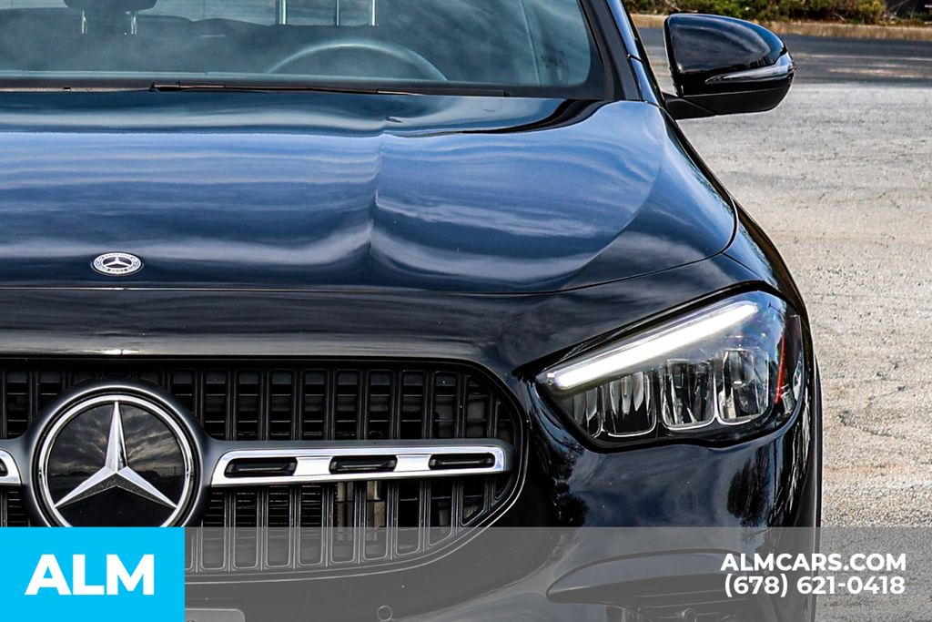 Used 2025 Black Mercedes-Benz GLA 250 image 16