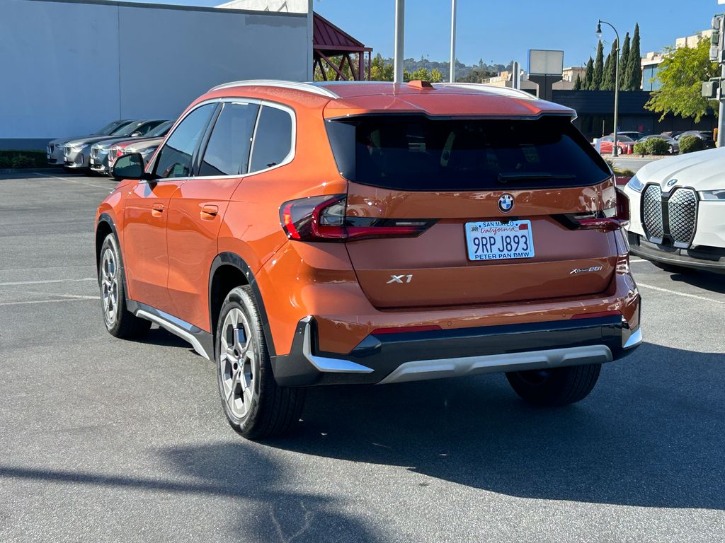 Thumbnail: 2025 BMW X1 - 3