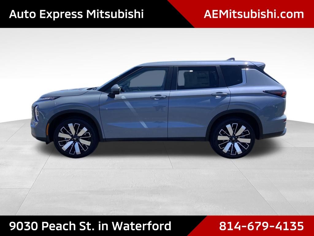 2026 Mitsubishi Outlander SE - 3