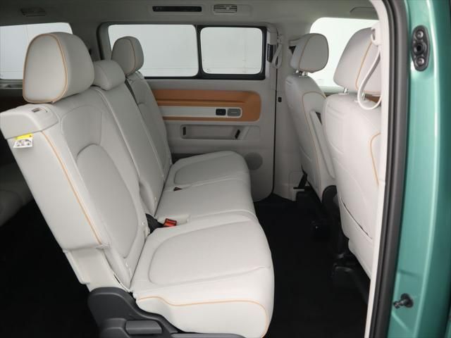 Thumbnail: 2025 Volkswagen ID.Buzz - 23