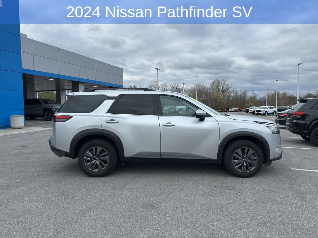 2024 Nissan Pathfinder SV photo