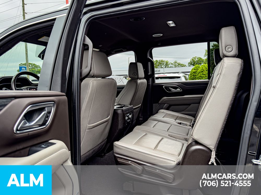 Used 2024 Black GMC SLT image 16