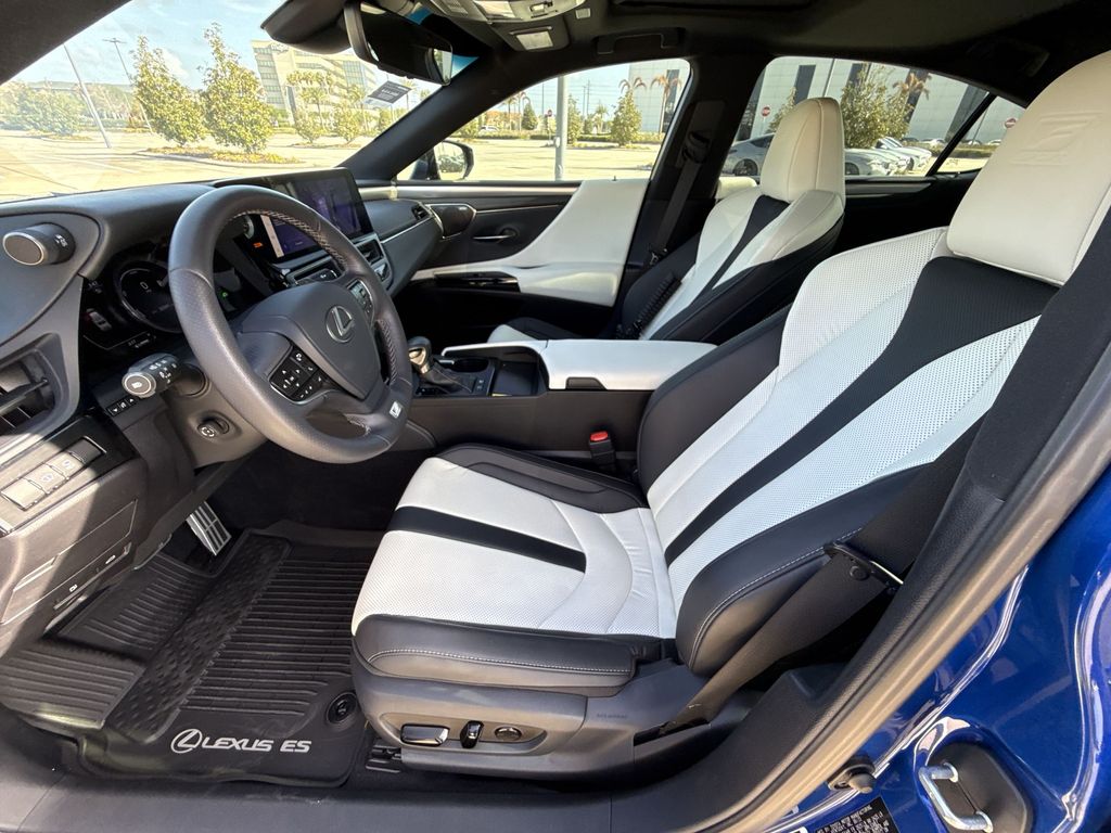 Thumbnail: 2023 Lexus ES - 30