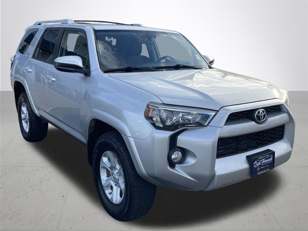 Used 2017 Toyota 4Runner SR5 with VIN JTEBU5JR8H5424091 for sale in Gladstone, OR