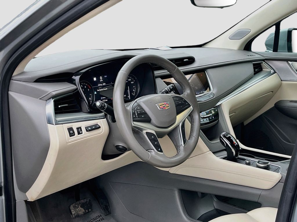 2023 Cadillac XT5 Premium Luxury Silver at North Houston Mitsubishi