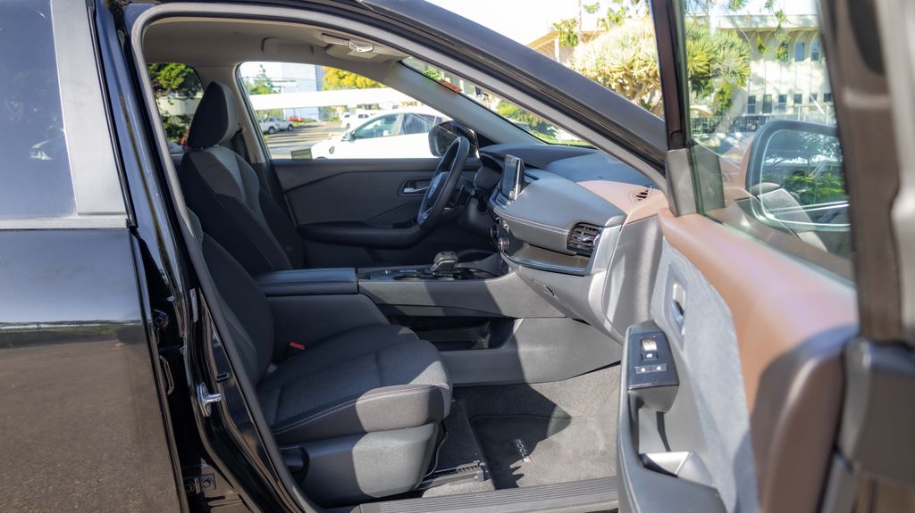 Used 2022 Nissan Rogue SV 4D Sport Utility