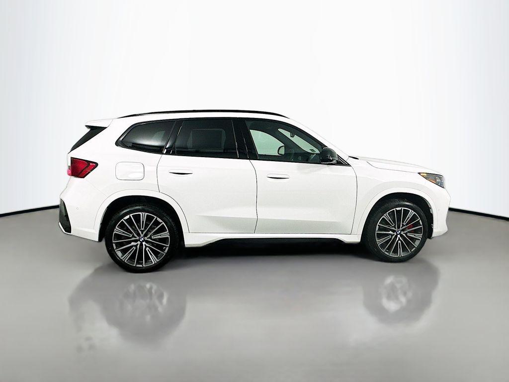 Thumbnail: 2026 BMW X1 - 4