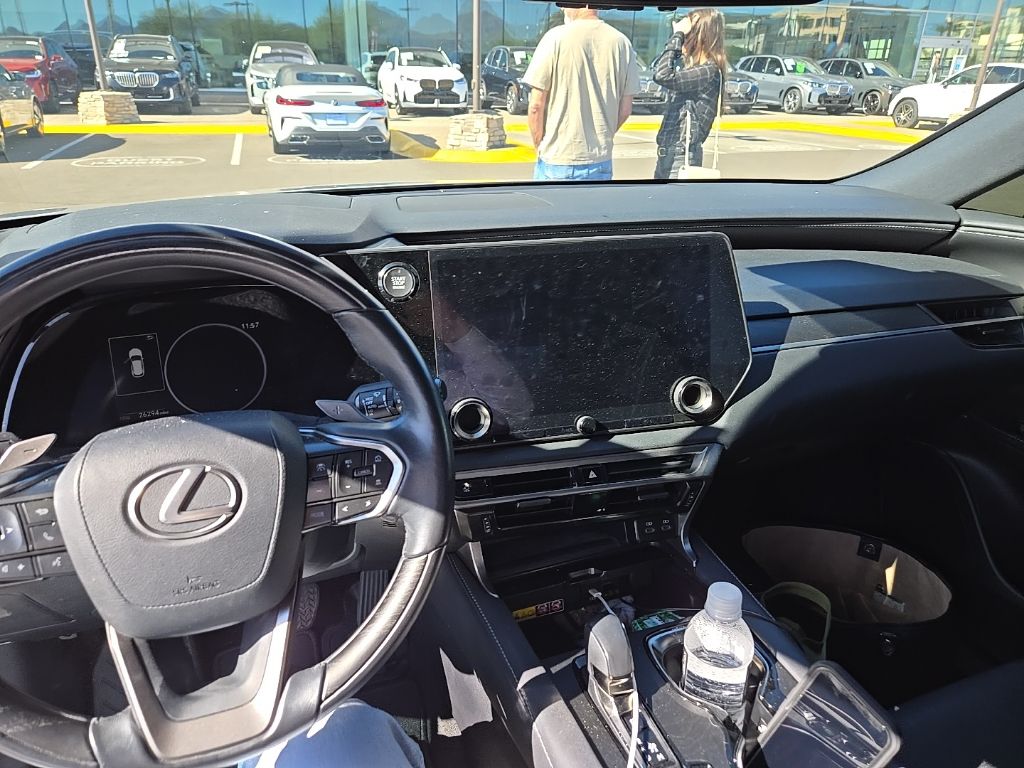 Thumbnail: 2023 Lexus RX - 7