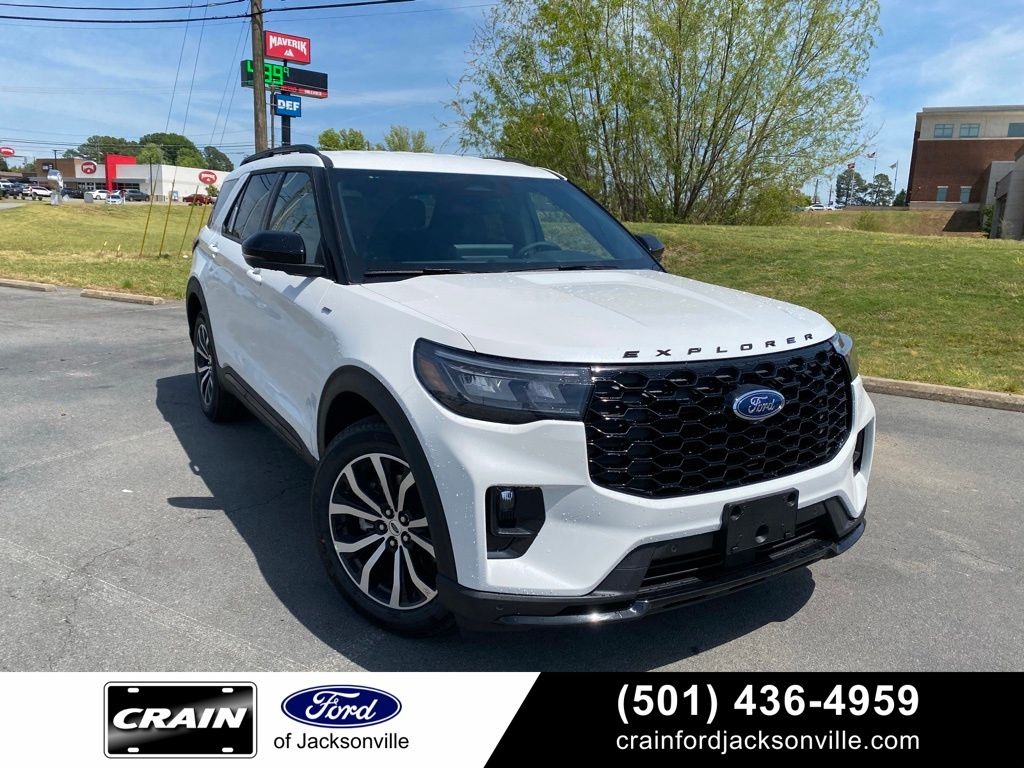 White Metallic 2026 Ford Explorer SUV / Crossover Rear-Wheel Drive Automatic