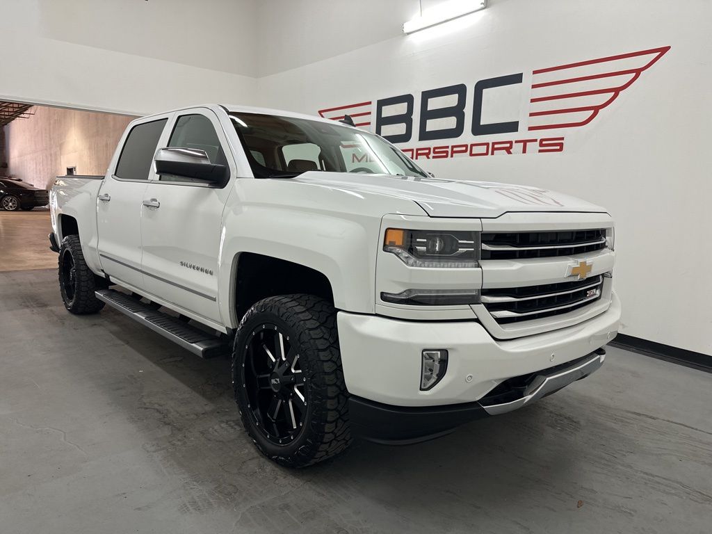 2017 Chevrolet Silverado 1500 LTZ Crew Cab 4WD
