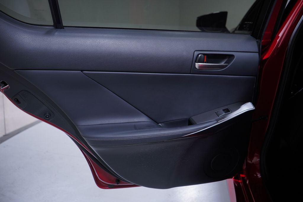 Thumbnail: 2022 Lexus IS - 15