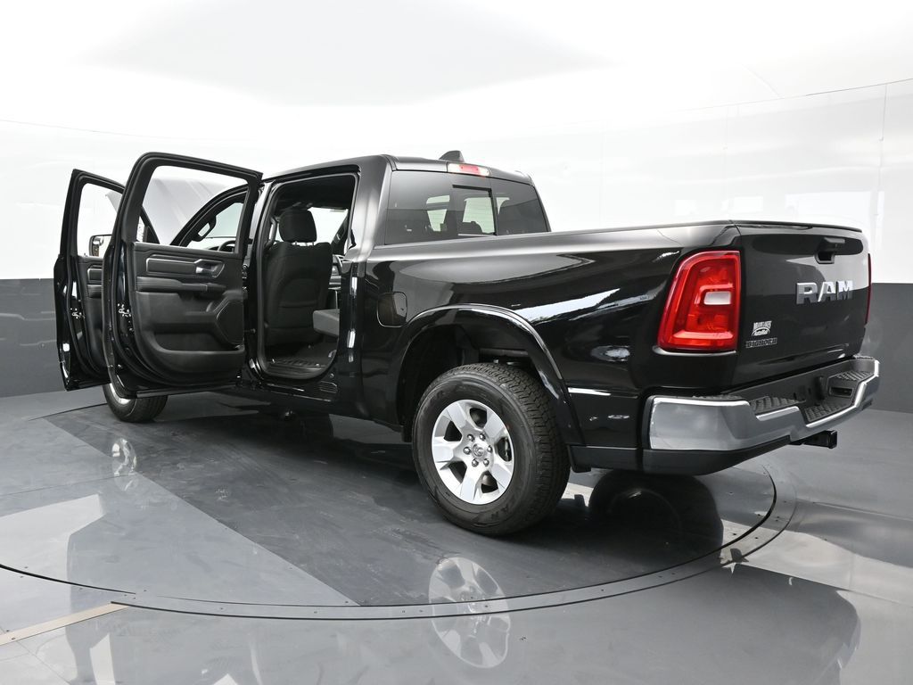 Used 2025 Diamond Black Crystal Pearlcoat Ram Big Horn/Lone Star image 75