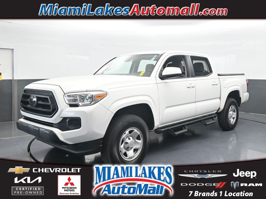 2022 Toyota Tacoma SR's photo