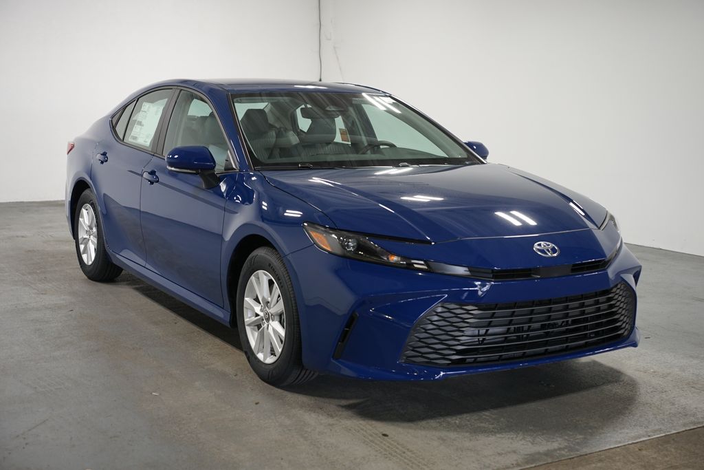 Thumbnail: 2025 Toyota Camry - 3