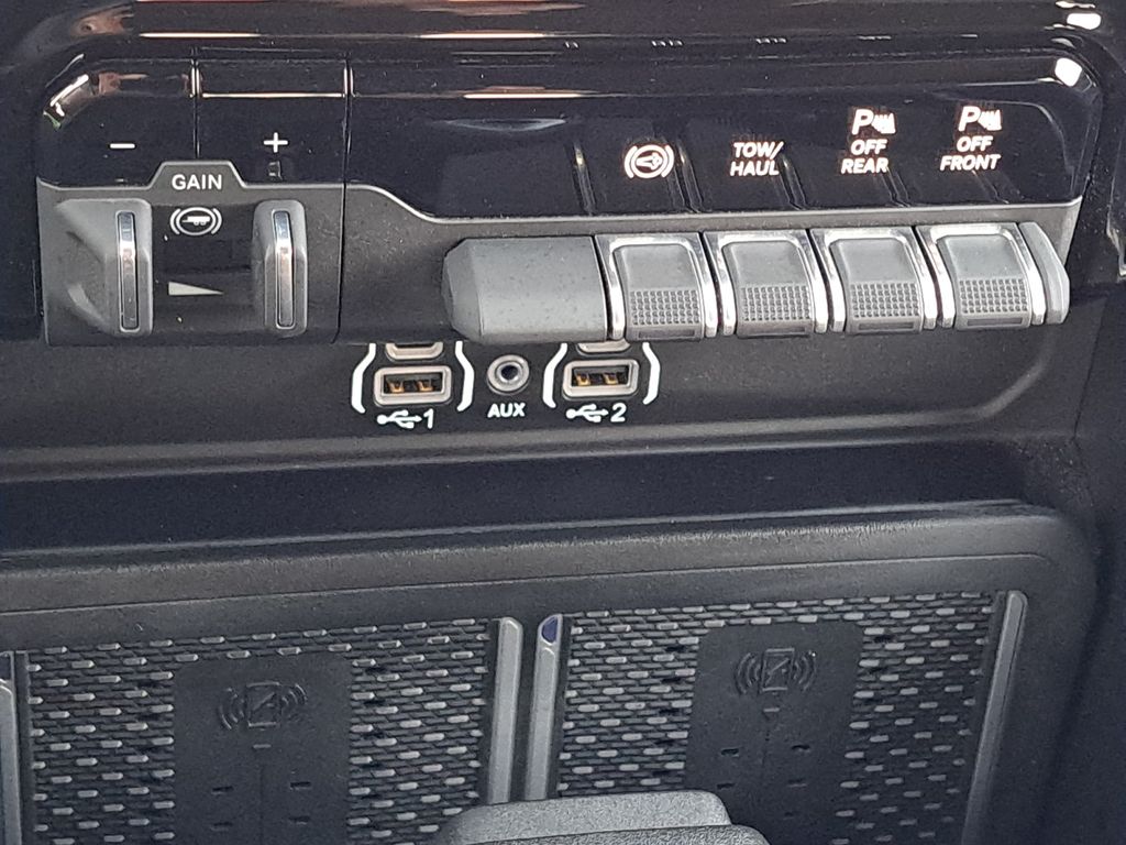 New Car 2025 Ram 2500  Laramie For Sale Under $80,000 In Austin, Texas