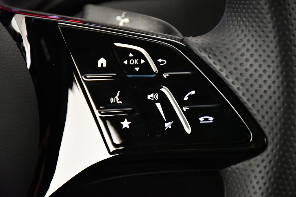 Thumbnail: 2025 Mercedes-Benz Sprinter - 15