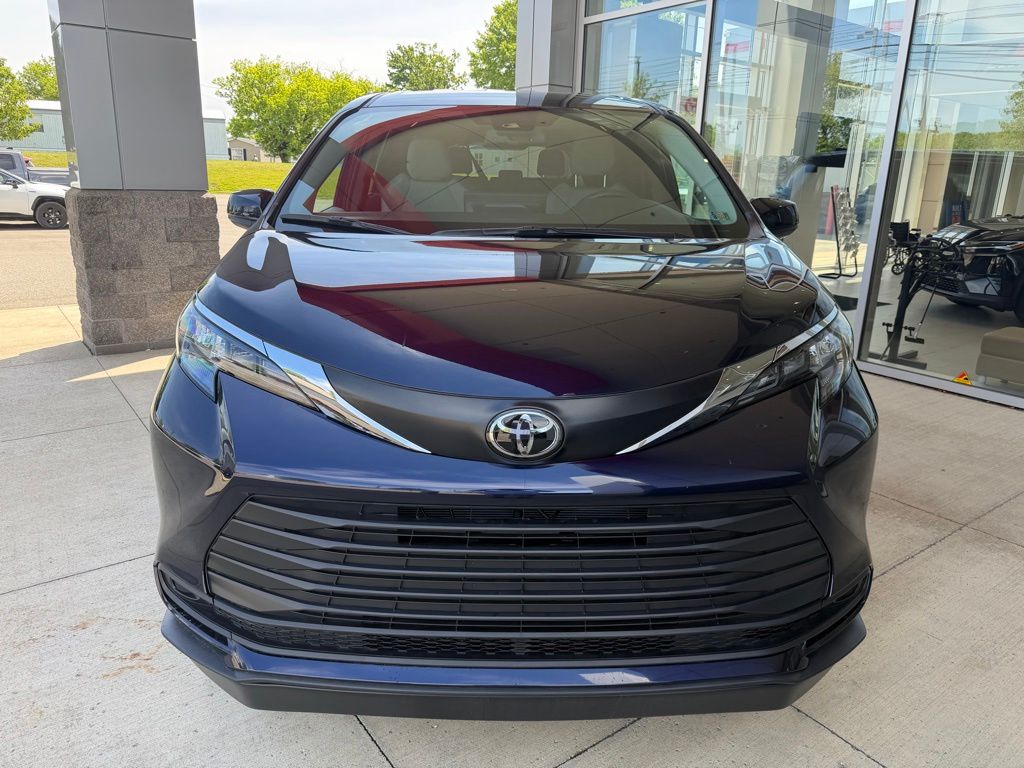 used 2026 Toyota Sienna car, priced at $89,903