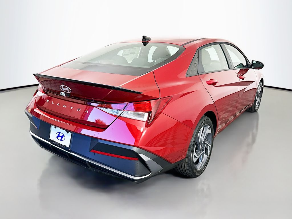 Thumbnail: 2025 Hyundai Elantra - 5