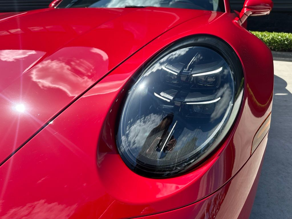 Thumbnail: 2026 Porsche 911 - 13