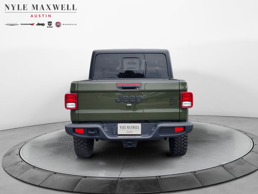 Used Car 2022 Jeep Gladiator  Sport For Sale Under $40,000 In Austin, Texas