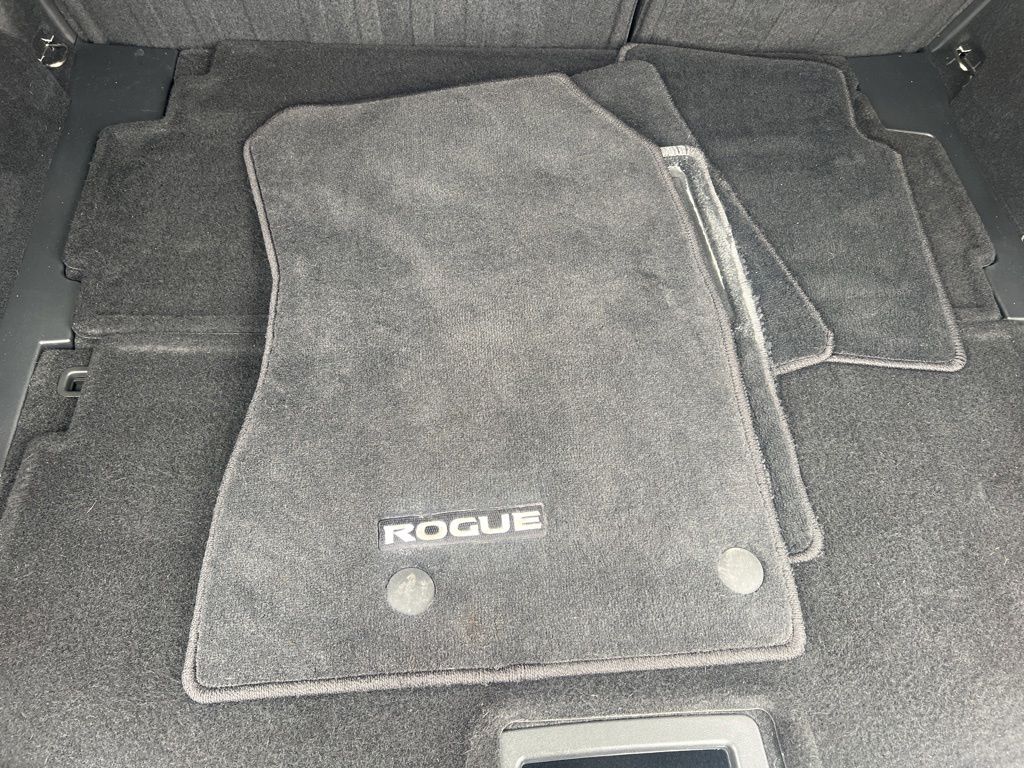 2021 Nissan Rogue SL photo