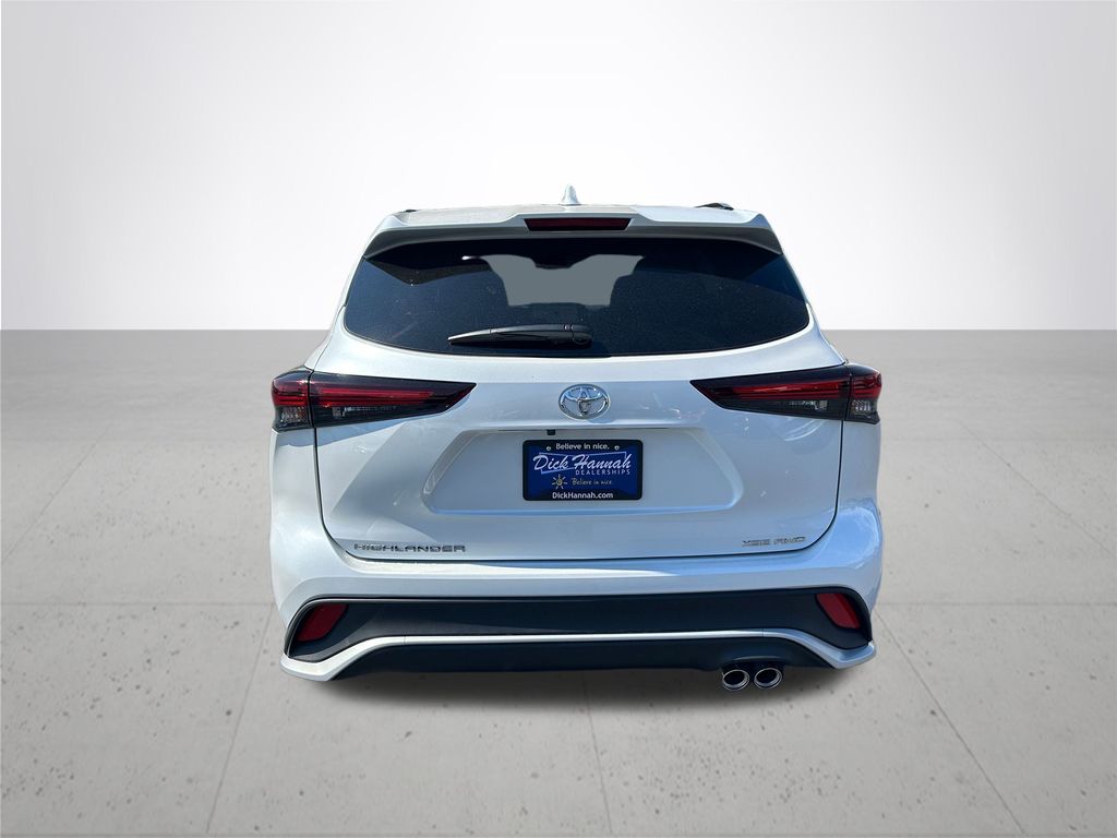 2025 Toyota Highlander XSE