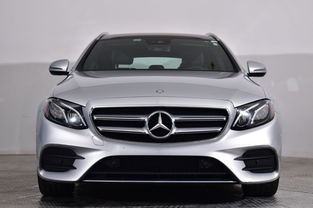 Thumbnail: 2017 Mercedes-Benz E-Class - 8