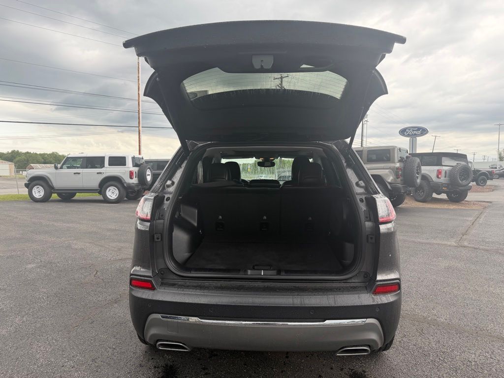 2021 Jeep Cherokee Limited Gray at South Hills CDJR