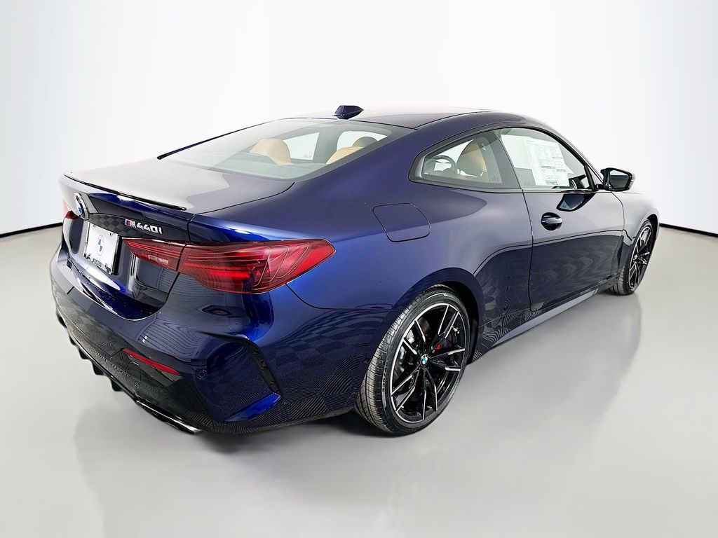 Thumbnail: 2026 BMW 4 Series - 5