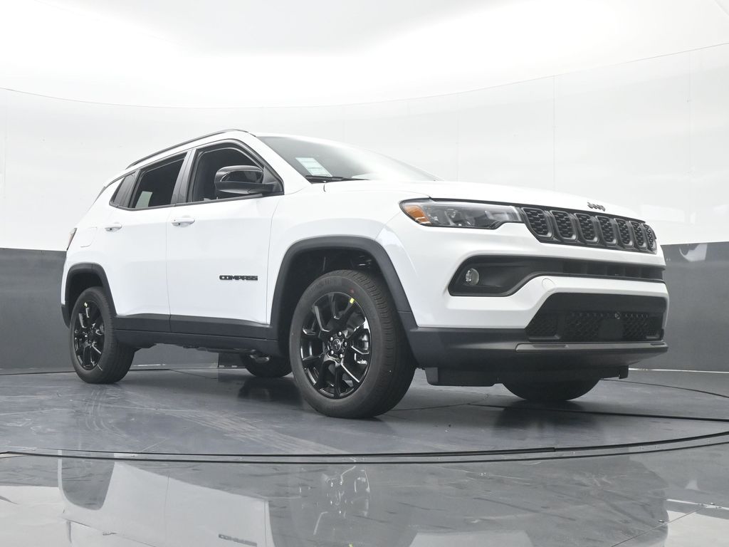 New 2026 bright white clearcoat Jeep Latitude image 54