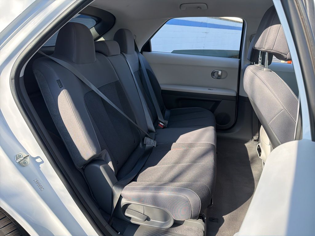 Thumbnail: 2024 Hyundai Ioniq 5 - 23