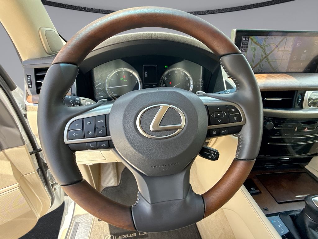 Thumbnail: 2020 Lexus LX - 21