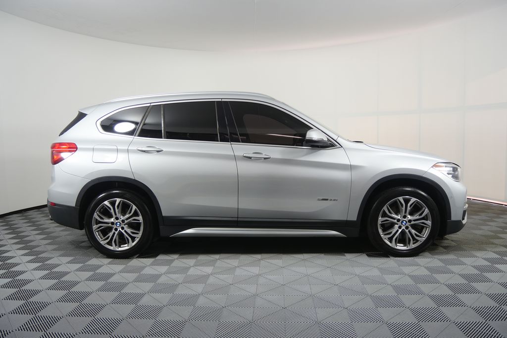 Thumbnail: 2017 BMW X1 - 2