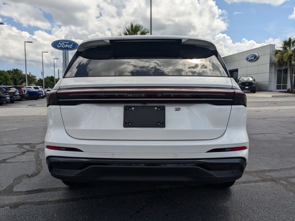 2025 Lincoln Nautilus Hybrid Premiere