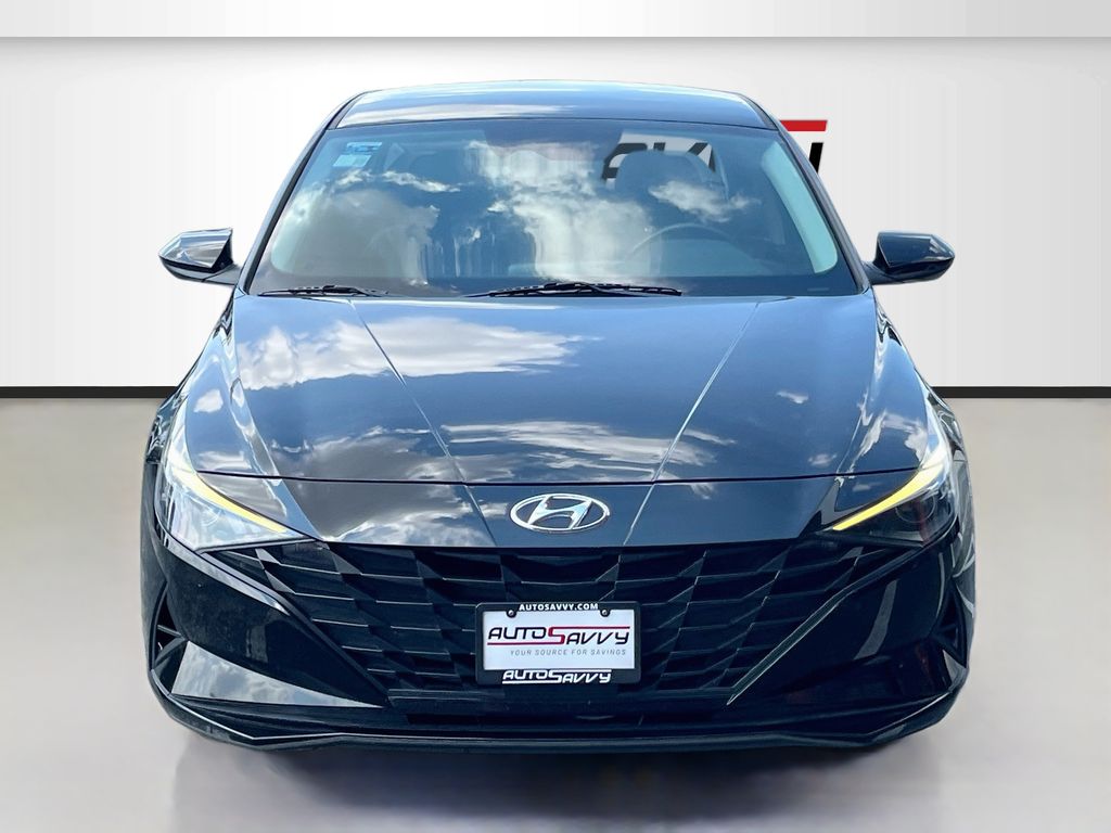 2023 Hyundai Elantra SEL Black at Monument Chevrolet