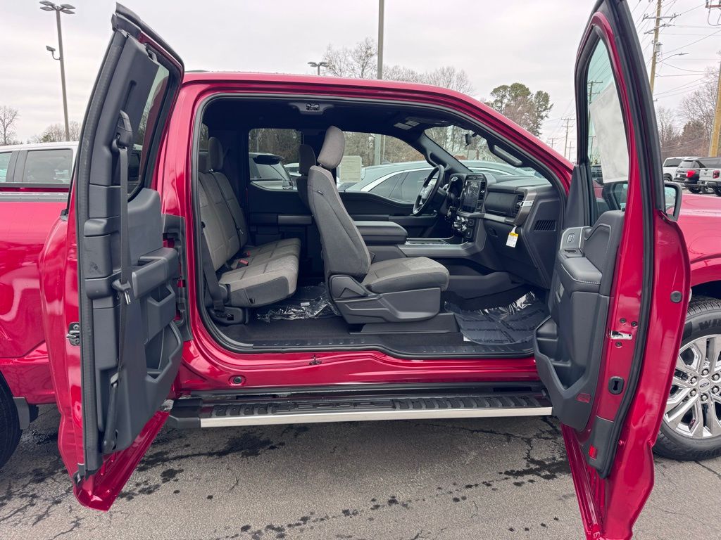 FordF-15026