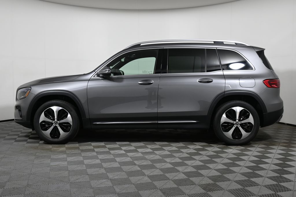 Thumbnail: 2026 Mercedes-Benz GLB - 2