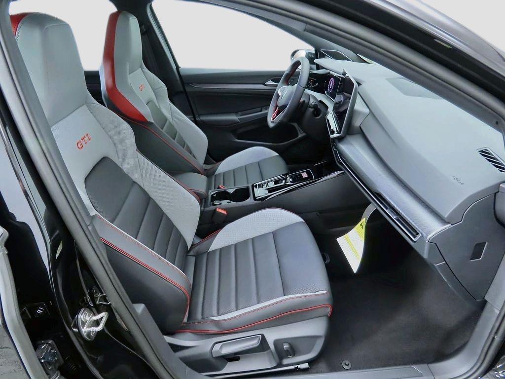 Thumbnail: 2026 Volkswagen Golf - 20