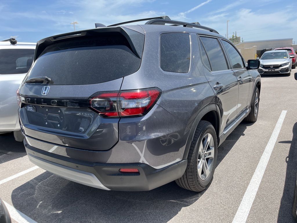 Thumbnail: 2025 Honda Pilot - 3