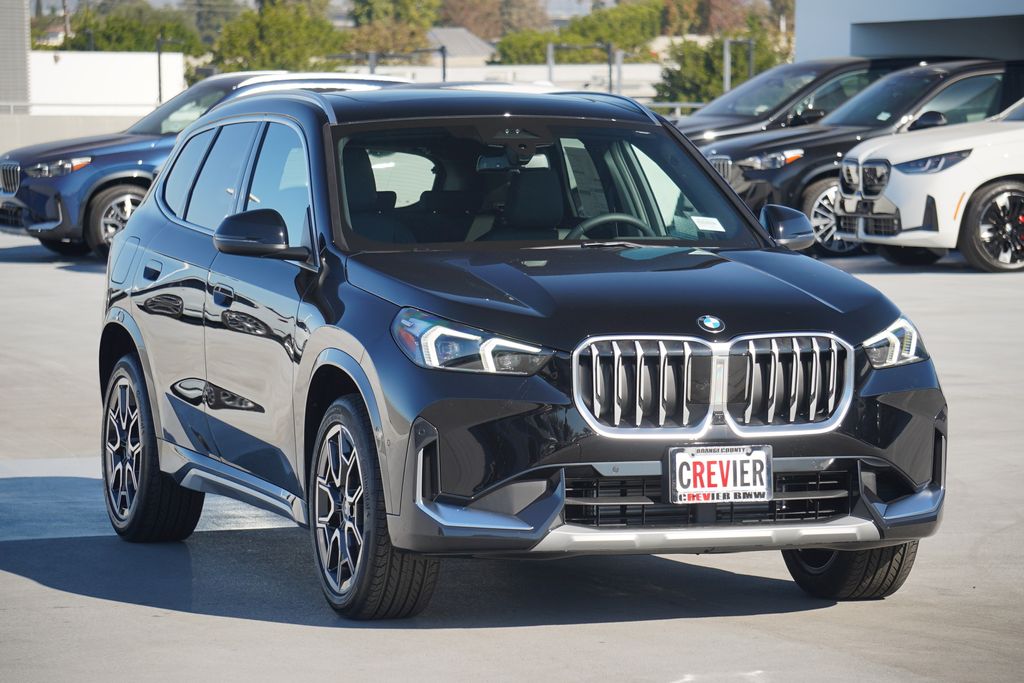 2025 BMW X1 xDrive28i 3