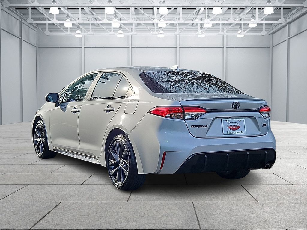 Thumbnail: 2023 Toyota Corolla - 7
