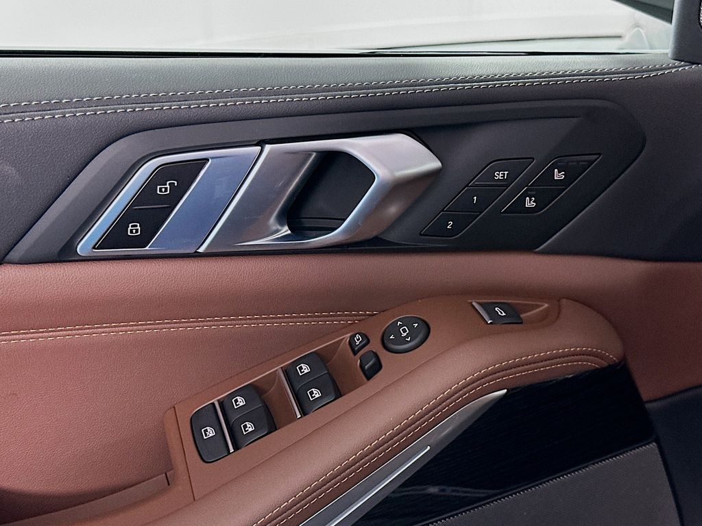 Thumbnail: 2026 BMW X5 - 20