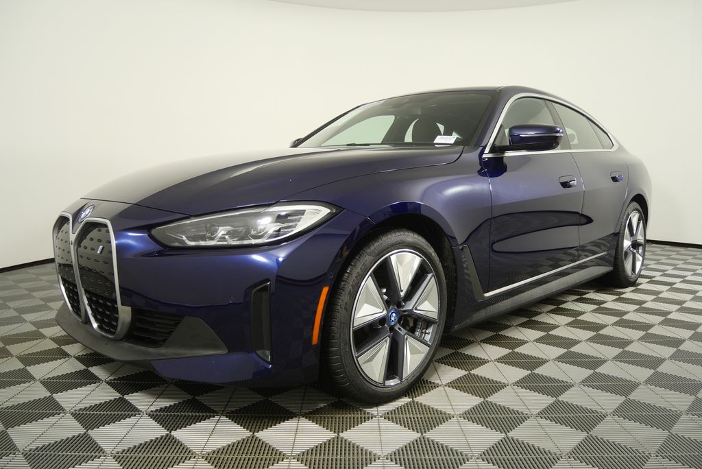 Thumbnail: 2023 BMW i4 - 7