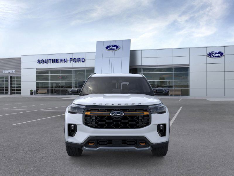 New 2026 White Ford Tremor image 6