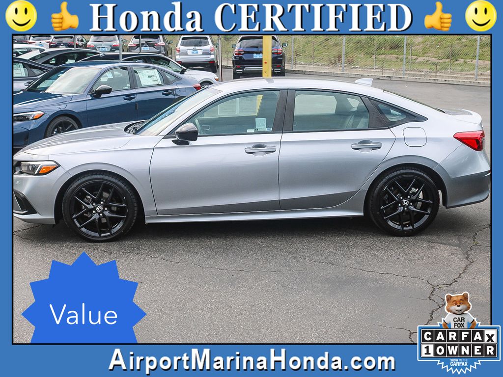 View vehicle photo 3