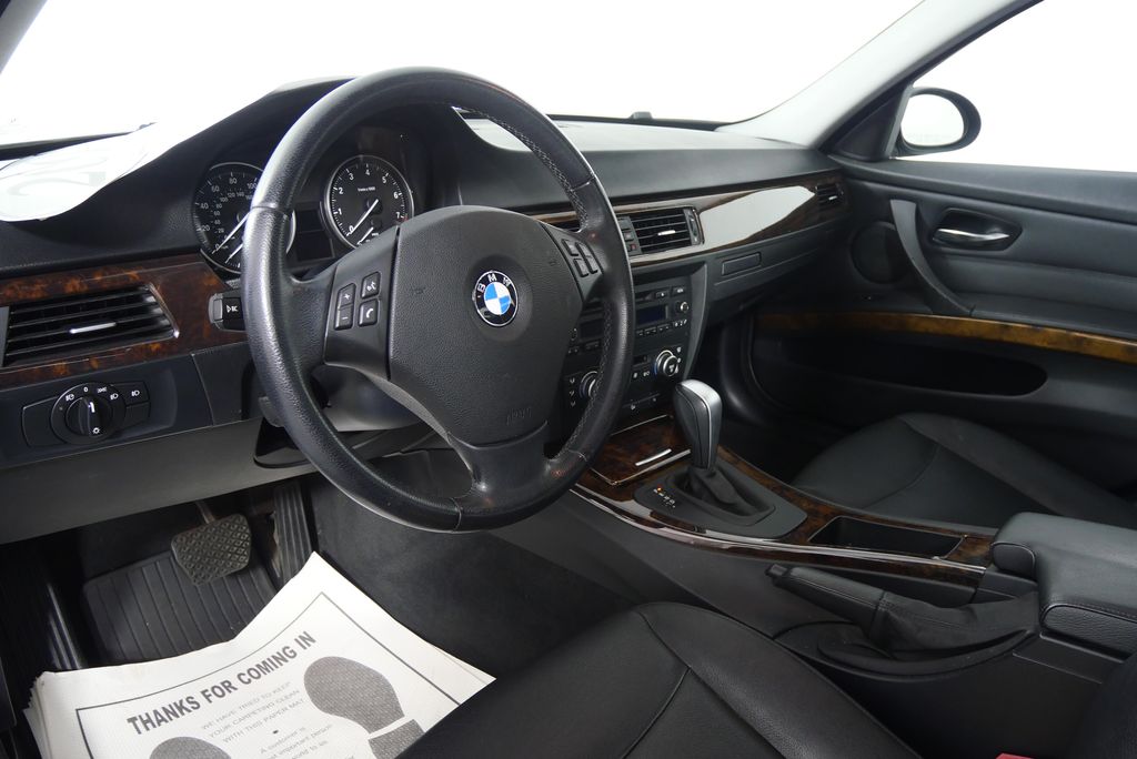 2008 BMW 3 Series 328xi 13