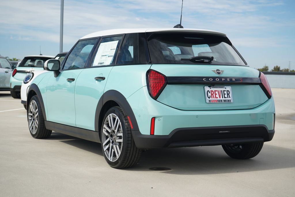 Thumbnail: 2026 MINI Cooper - 3