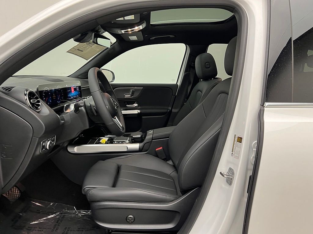 2023 Mercedes-Benz GLB 250 3
